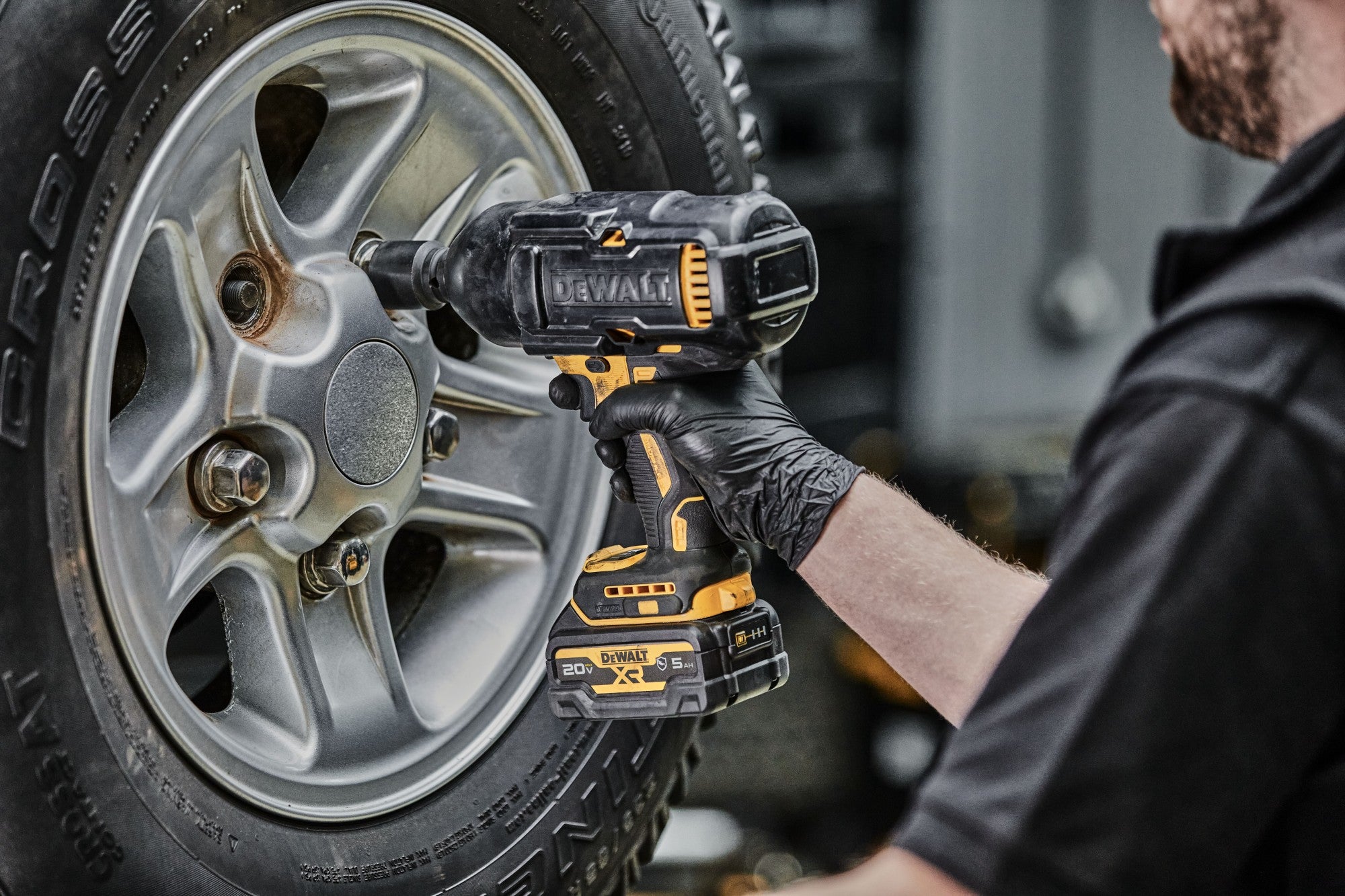 DEWALT 20V MAX Cordless Impact Wrench, 12 Impact Gun, High Torque with Hog Ring Anvil, Tool Only (DCF900)