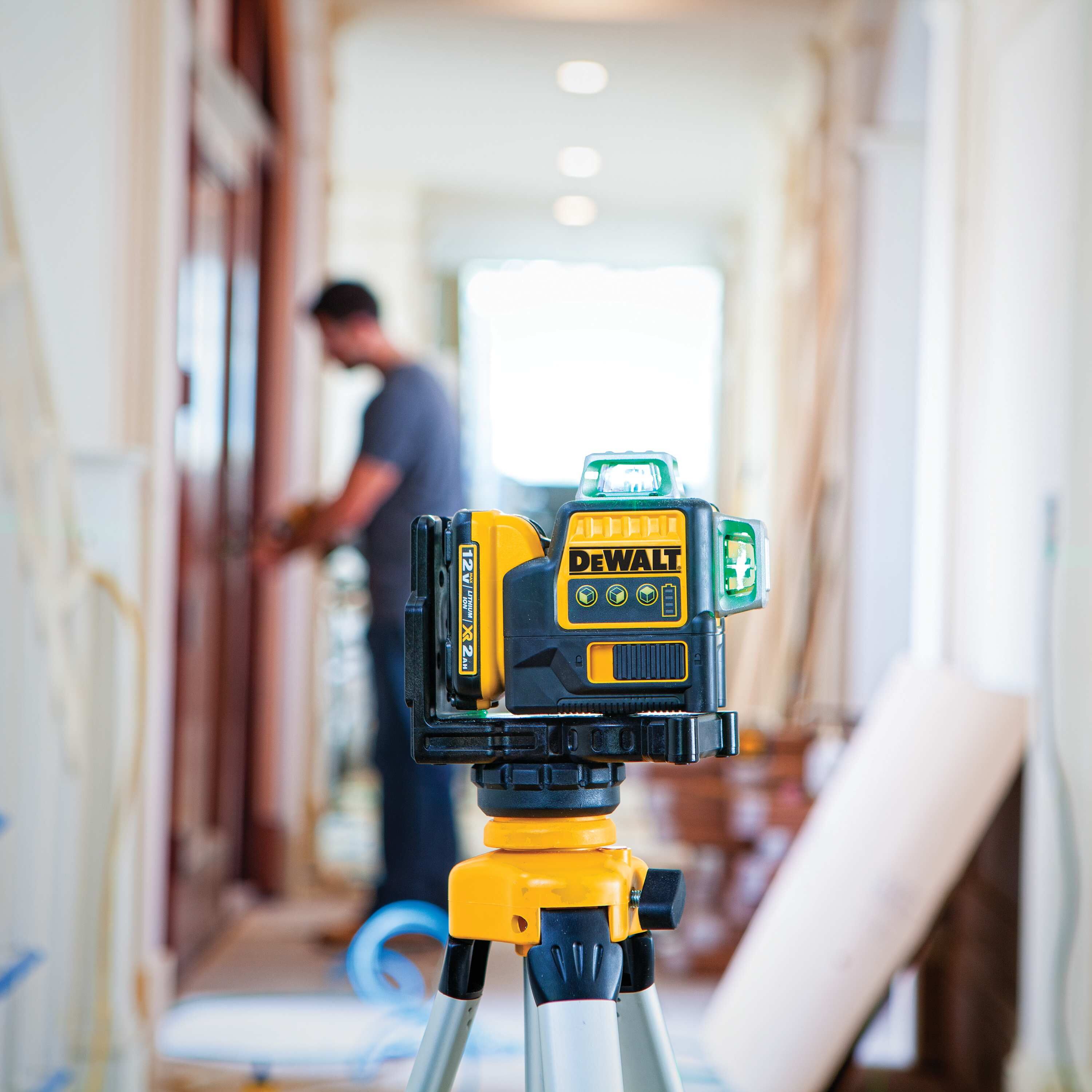 DEWALT 12V MAX Laser Level, Green Line Laser, 3-Way, 360 Degree Professional Laser with Durable Carrying Case, CordlessRechargeable (DW089LG)